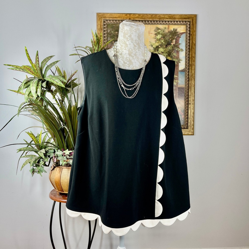 Victoria Beckham for Target Top Women XL Black Poly Rayon Scalloped Sleeveless